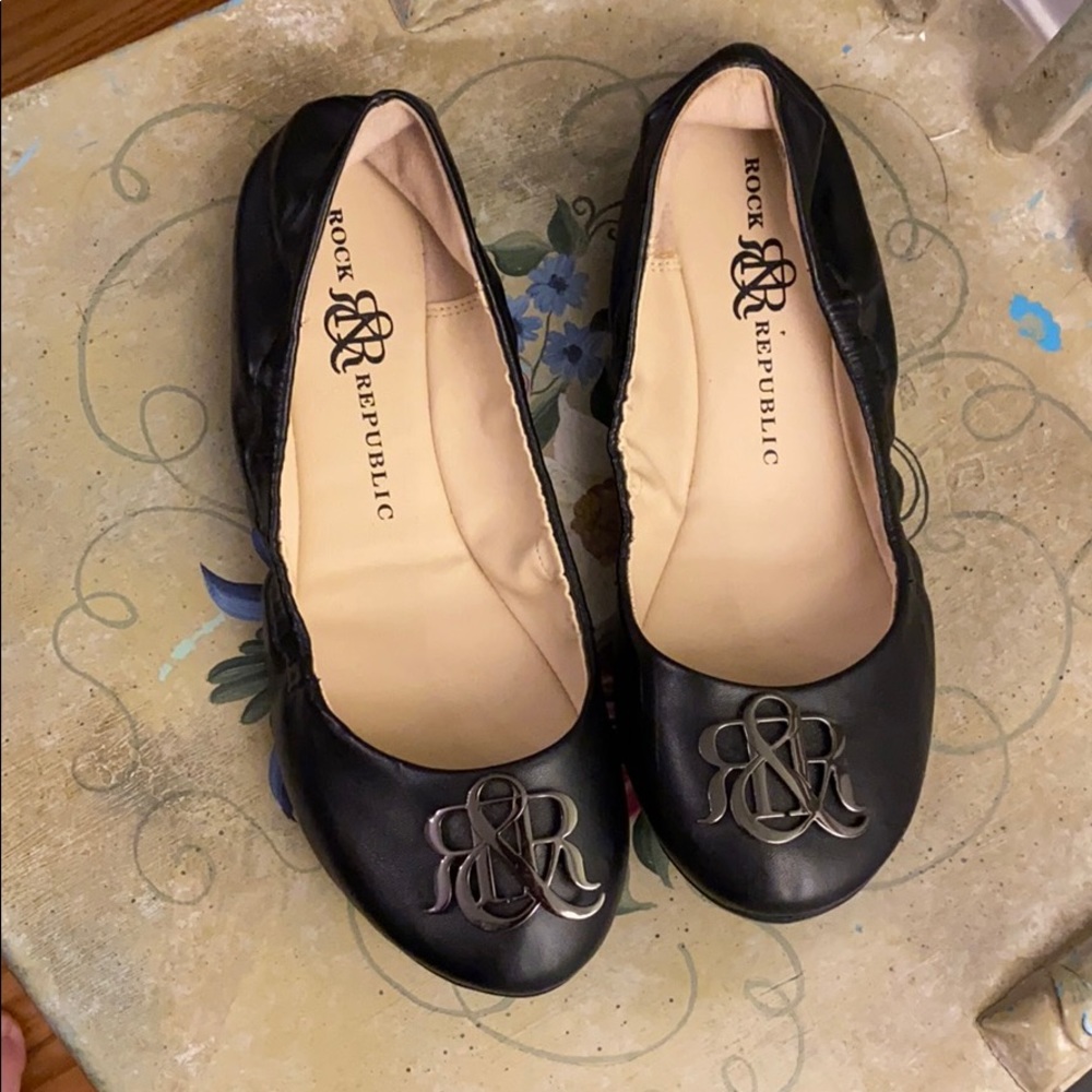 Women’s shoes